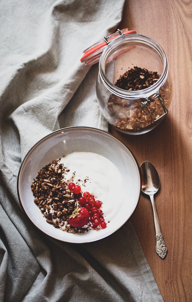 Healthy eating for promotion of healthy, glowing skin