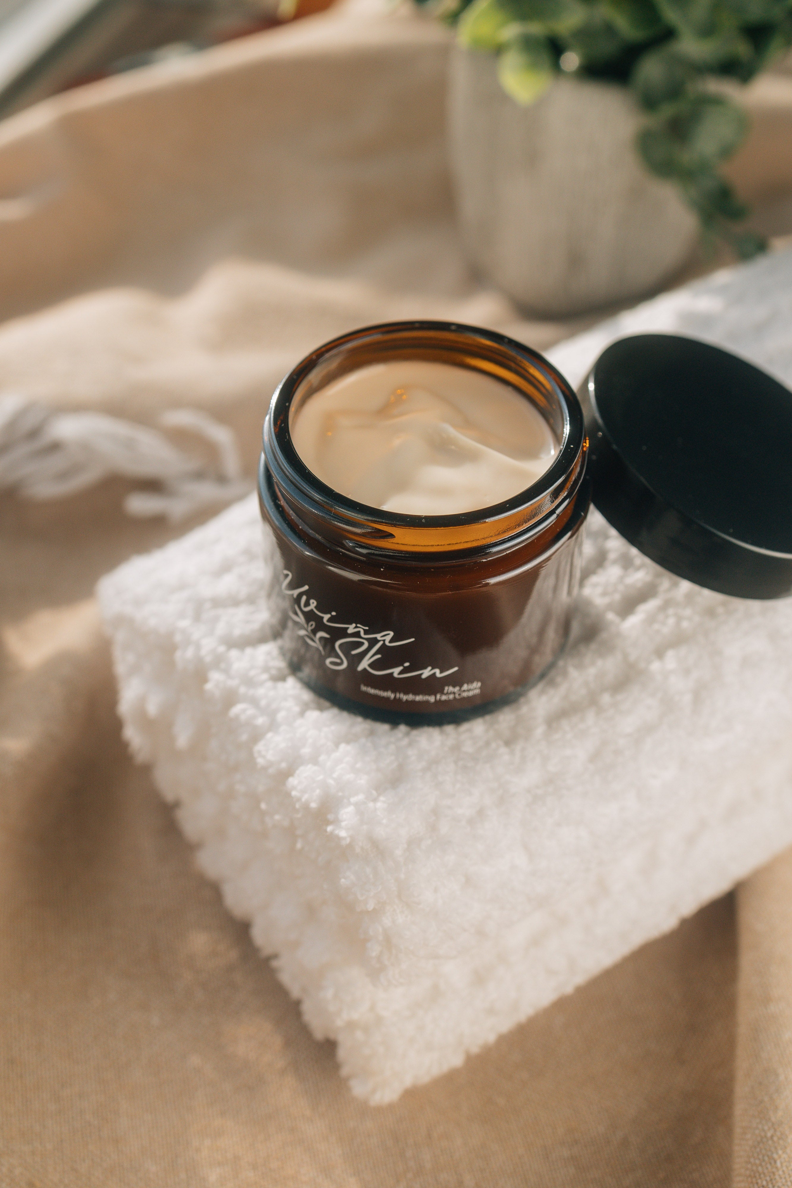 フェイスクリーム ashada Amazon | （医薬部外品）ASHADA-アスハダ- シミシワホワイトクリーム